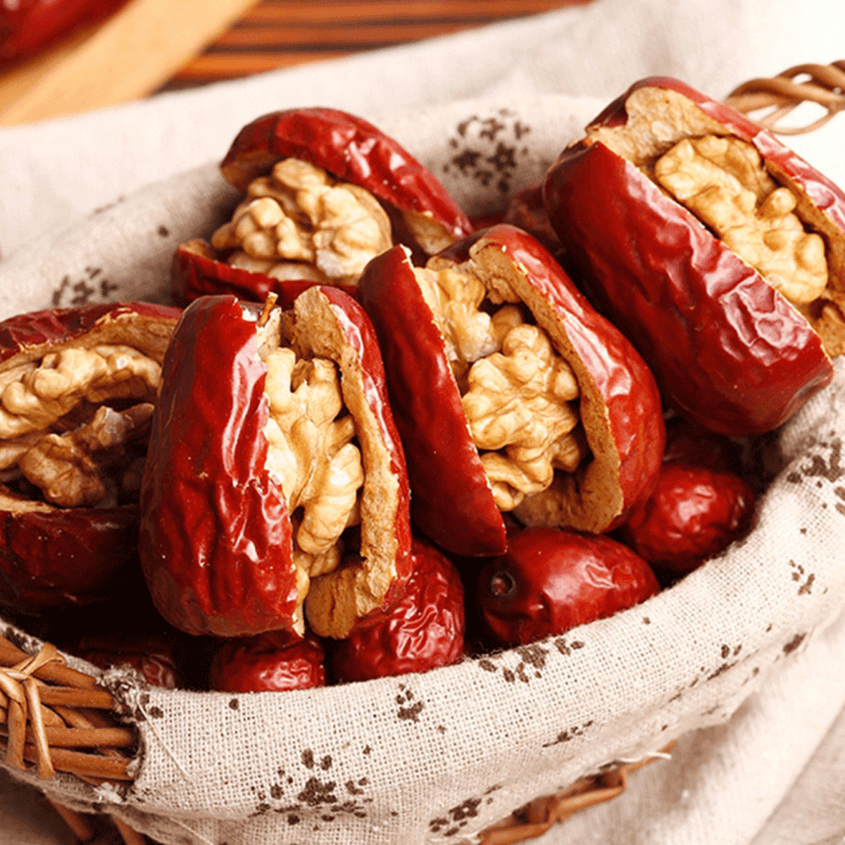 SH Walnut Stuffed Red Date (500g * 1 bag)